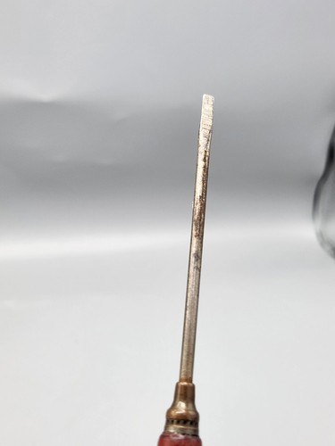 Vintage, Wood Handle Neat Little Screw Driver - Picture 4 of 5