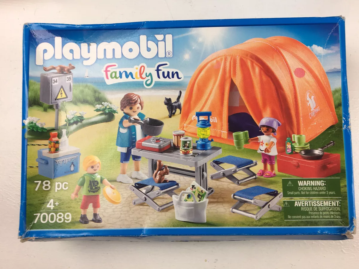 Playmobil 70089 Family Fun Tent with Camping Accessories (Playsets) Age 3+