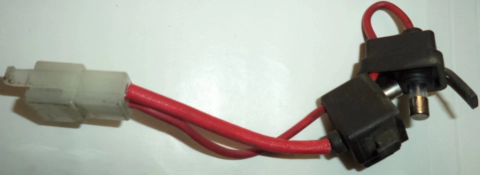 85 XJ700 XJ 700 550 FUSE HOLDER & FUSES POWER WIRE LEAD YAMAHA - EXC! - Image 3 of 3