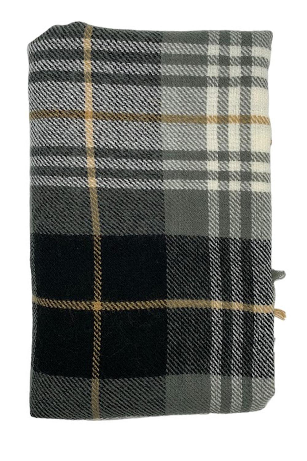 Исаак Мизрахи Жив! Клетчатое одеяло и шарф нейтрального цвета