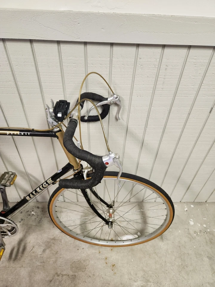 1986 Raleigh Pursuit Road Bike 59cm Black & Gold Great Condition! - Image 4 of 4