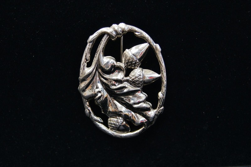 Vintage DaneCraft Sterling Silver Oak Leaf Acorn Branch Brooch Pin - 8.2g