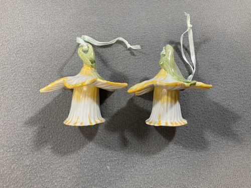 Villeroy & Boch Daffodil Flower Bells Ornament Ribbon Hanger Faux Pearl 3" Rare! - Picture 2 of 7