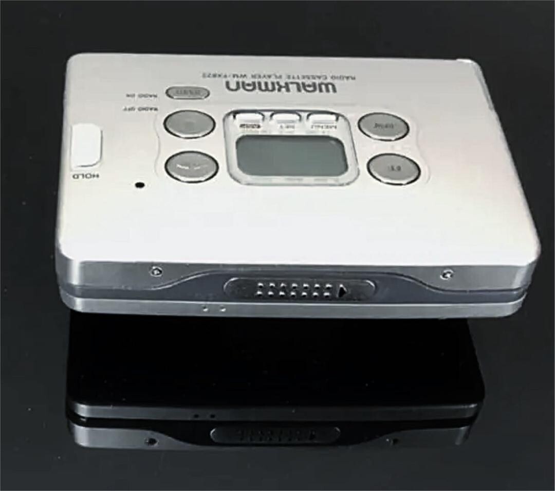 Sony WM-FX822 Silver Cassette Walkman Reconditioned Working