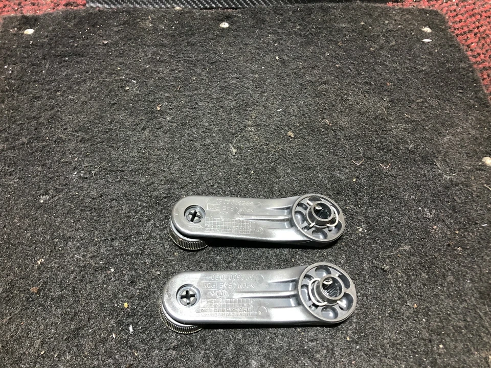 Toyota Yaris D4D 2008 5 puertas manual para ventana bobinadora 6926002020 x 1 Foto 3 de 4