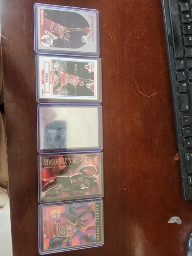 Michael Jordan Lot of 5 Basketball Cards Chicago Bulls HOF NBA Trading Cards