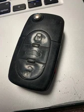 OEM Audi Keyless Entry Remote Fob ASSEMBLY 4 button MYT8Z0837231