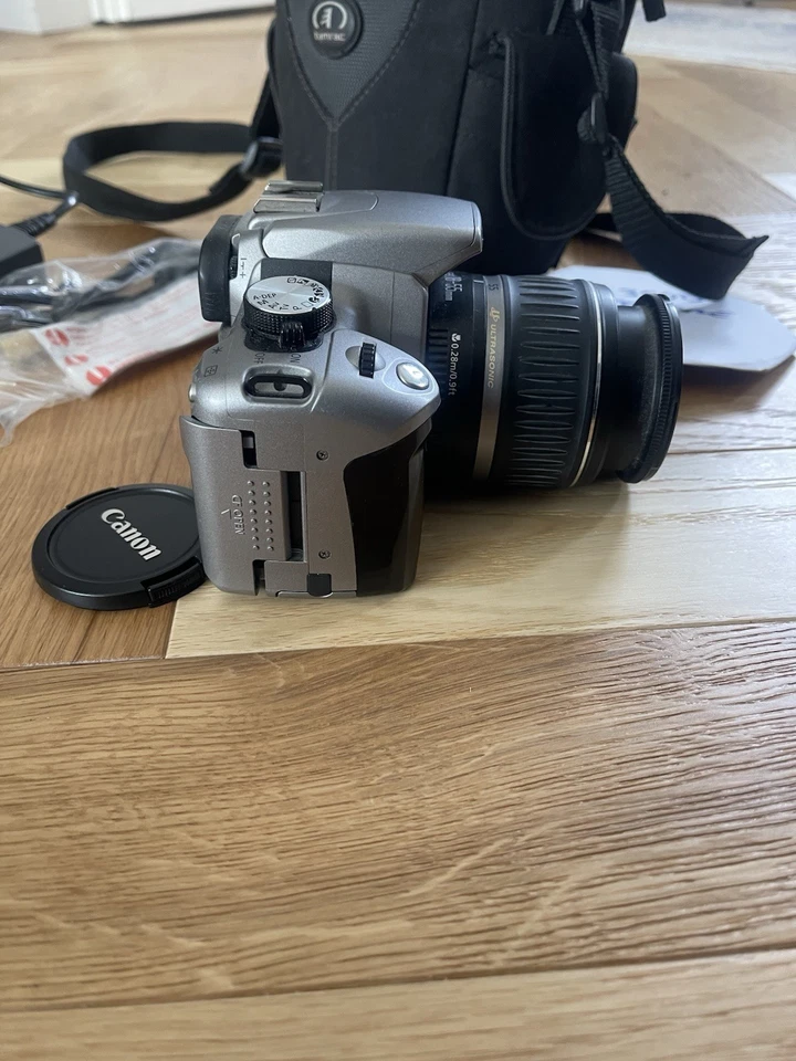 Canon DS6041 Camera With 4gb Memory Card, photo 4 of 5