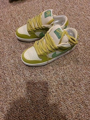 Size 5.5  Nike Dunk Pro SB Low Fruity Pack - Green Apple