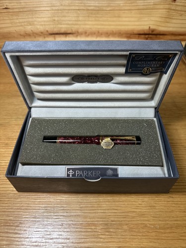Parker Duofold Medium Nib 18k Marbled Maroon Centennial Fountain Pen With Box