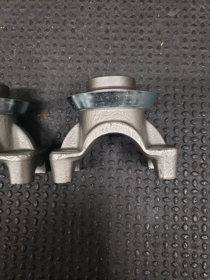 1980-82 C3 Corvette Rear Spindle Spicer Flange Yokes - Image 3 of 4