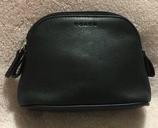 Coach Vintage Classic Glove Tanned Leather 90  s  6983 Black Coin / Makeup Bag.
