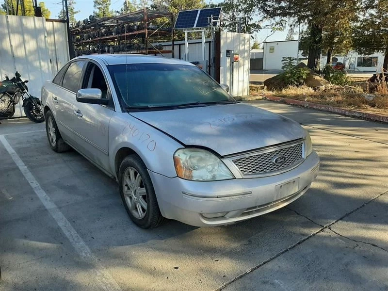 Eje trasero derecho Ford Fiving Hunterent 2005 06 2007 pasajero AWD 6F9Z4K138A Foto 2 de 4