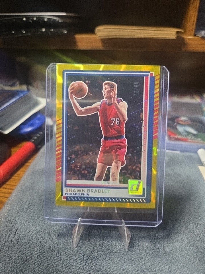 2025-26 Panini Donruss Shawn Bradley Gold /99 76ers