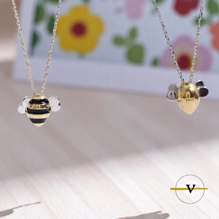 COLLANA DONNA IN ARGENTO 925 A CATENA CON PENDENTE A FORMA DI APE - Immagine 2 di 4