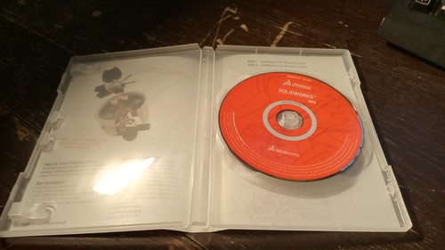 SolidWorks 2013 DVD 2 Discs 32-bit and 64-bit Microsoft No Serial # Included - Picture 2 of 2
