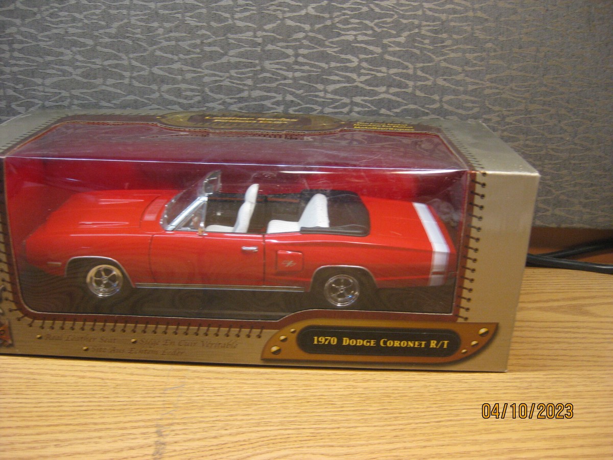 ミニカー Lucky Die Cast Dodge Coronet R/T 1970 1970 Dodge Coronet R/T Gold 1/18 Diecast Model Car by Road