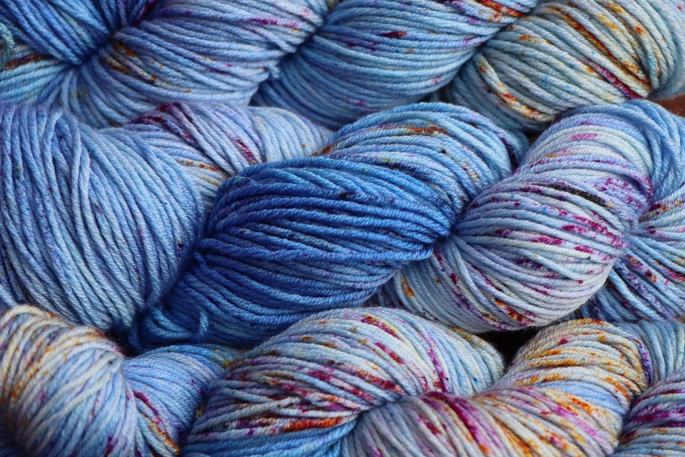 Handgefärbte Wolle Merino/Seide je 100 g - Bild 3 von 4