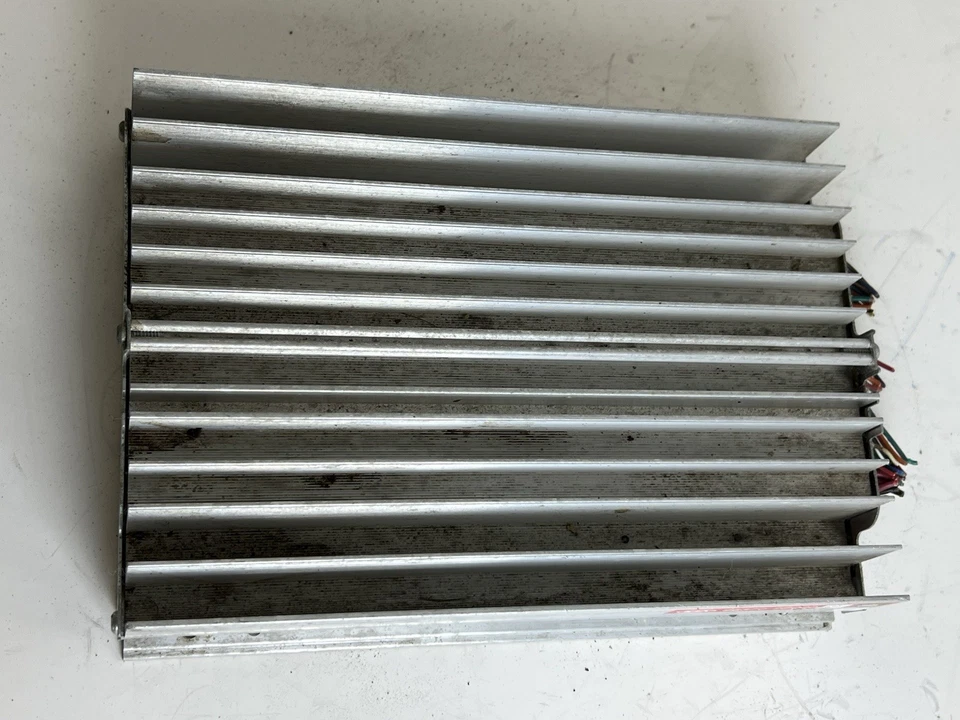 2011 KIA SORENTO AUDIO RADIO JBL AMP AMPLIFIER MODULE 96370-2P000 OEM - Image 4 of 4