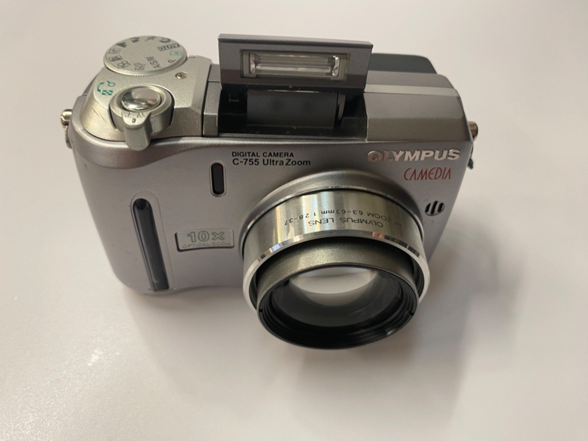 Olympus CAMEDIA C-755 Ultra Zoom Digital Camera TESTED WORKING