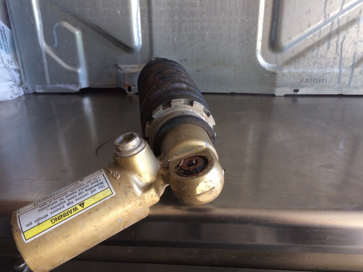 Kawasaki ZX9 2000 Shock | eBay