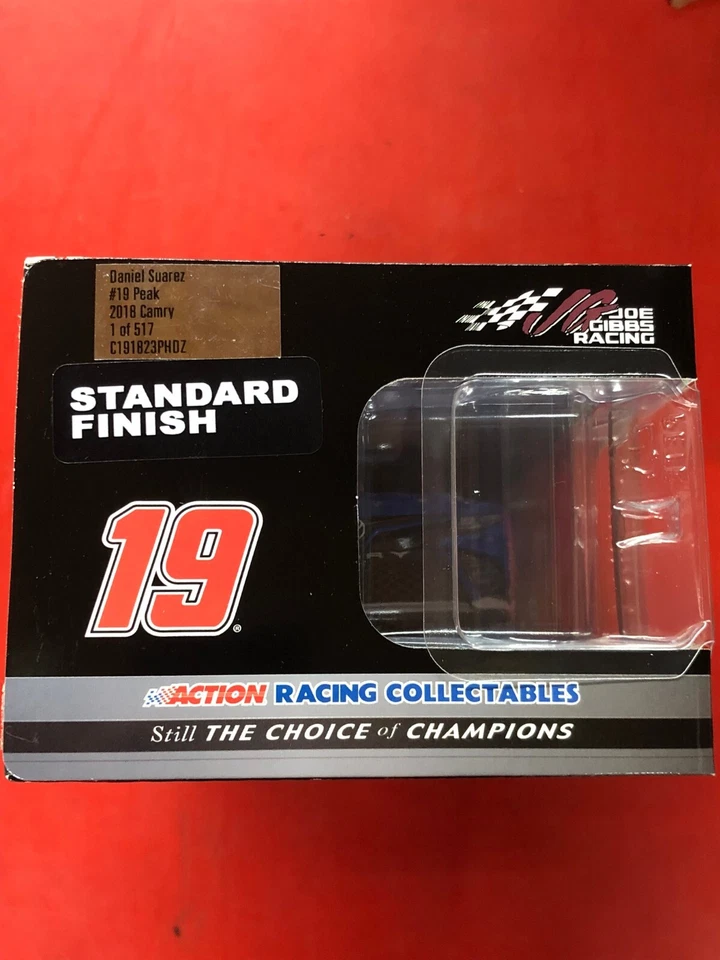 DANIEL SUAREZ 1:24 DIECAST #19 PEAK 2018 CAMRY 1 OF 517 MADE C191823PHDZ - Image 4 of 4