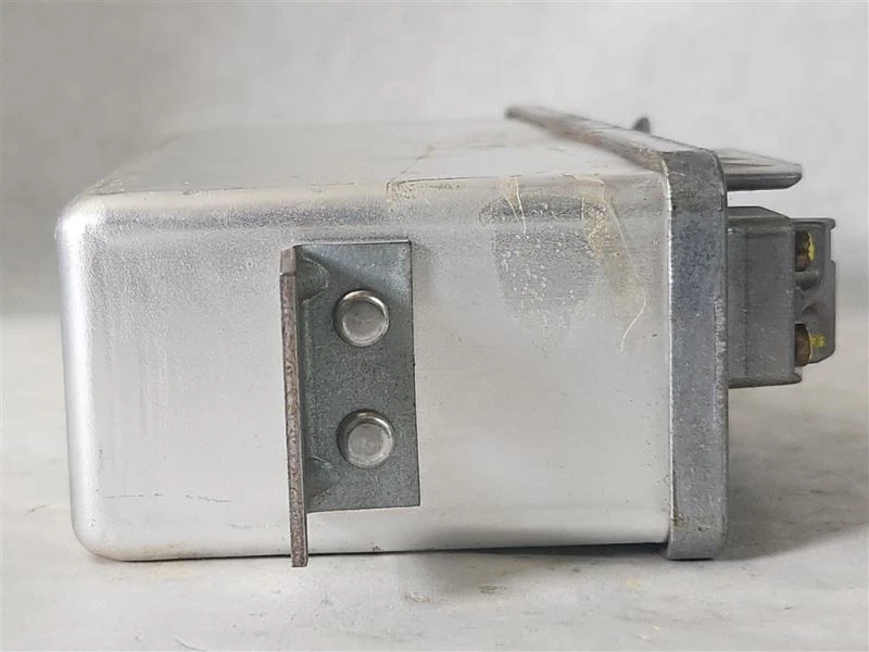 Chassis ECM ABS Left Hand Dash Fits 91-93 CAPRICE 3790521 - Imagem 3 de 4