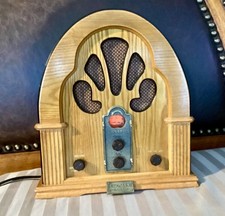 2002 CROSLEY Collectors Edition AM/FM CASSETTE Radio Model: CR32, Cathedral