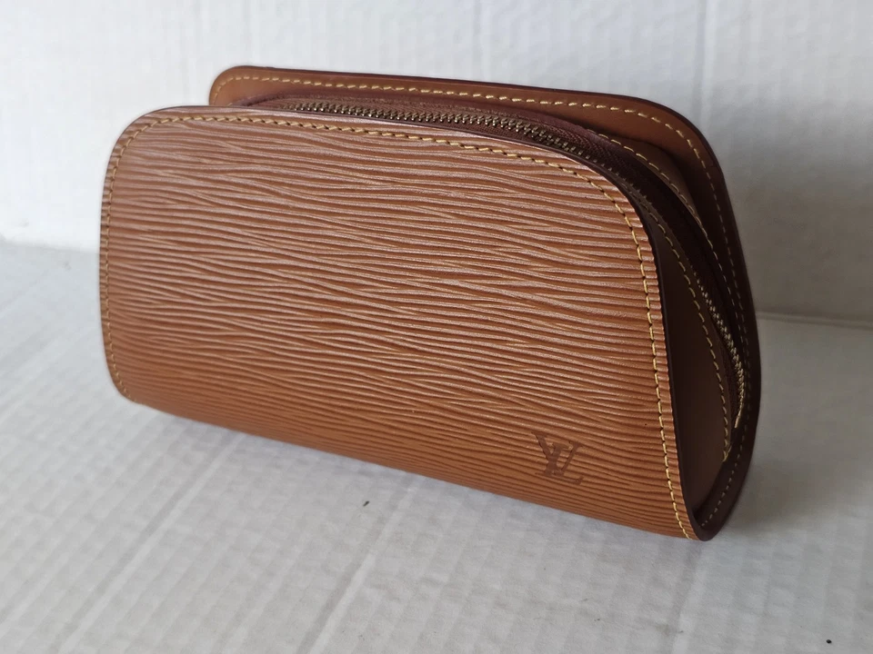 Bolso de Cosméticos LOUIS VUITTON Bolsa de Maquillaje MARRÓN Cuero Epi Dauphine Foto 3 de 4