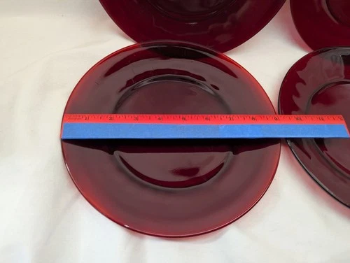 Anchor Hocking Royal Ruby Red Set Of 3 Glass Dinner Plates 9” Vintage