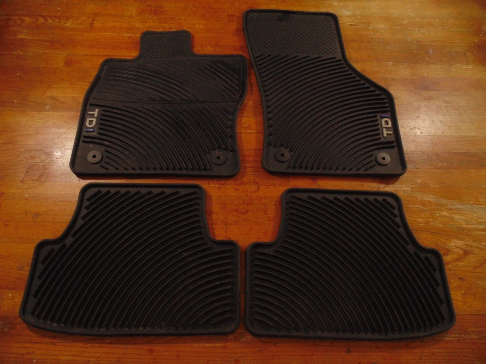 2015-2019 VOLKSWAGEN VW GOLF SPORTWAGEN TDI FLOOR MATS RUBBER SET OF 4 OEM BLACK - Image 2 of 4