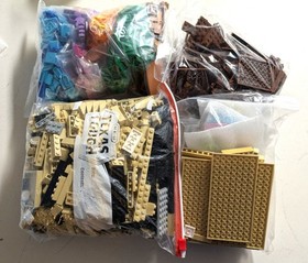 LEGO  The Simpsons House 71006 w/minifigures no box/no instructions Read Descrip