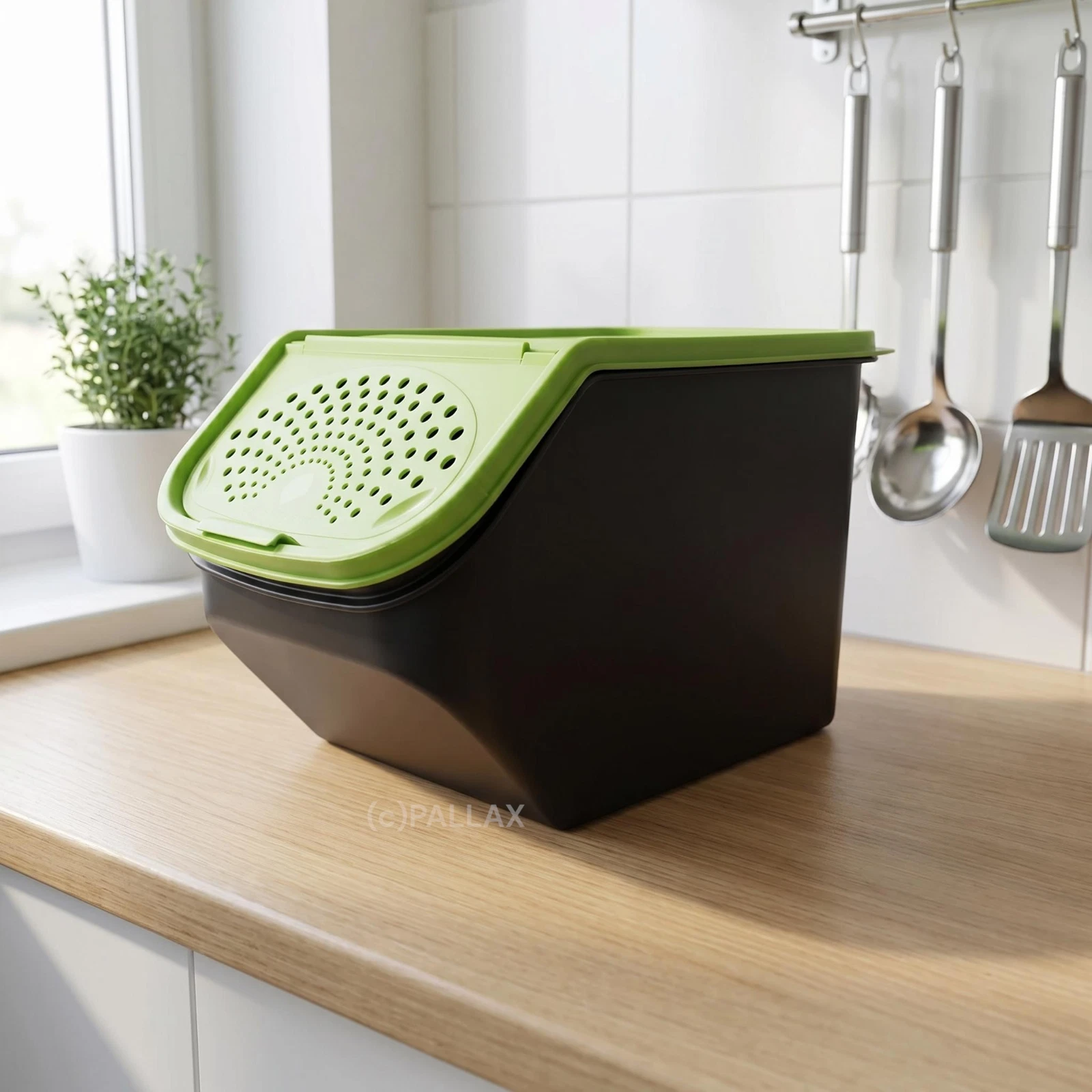 TUPPERWARE POTATO STORAGE 5.5L BLACK GREEN STORAGE CONTAINER