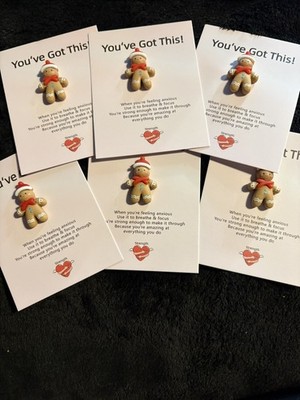 Pocket Hug Lebkuchenmann mit Nachricht. Weihnachtsgeschenk Strumpf Füller