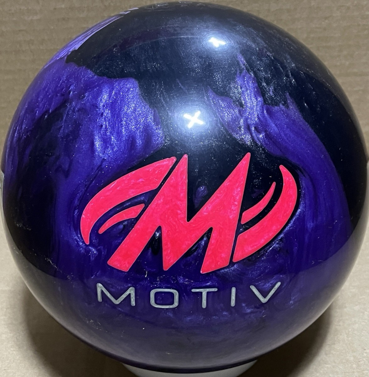 MOTIV VIP EXJボウリングボール15 MOTIV VIP EXJボウリングボール15 Motiv VIP - ExJ - LIMITED