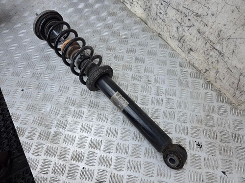 BMW 5 F10 Stoßdämpfer hinten links 6855966 33526855966 3.00 Diesel 33001235