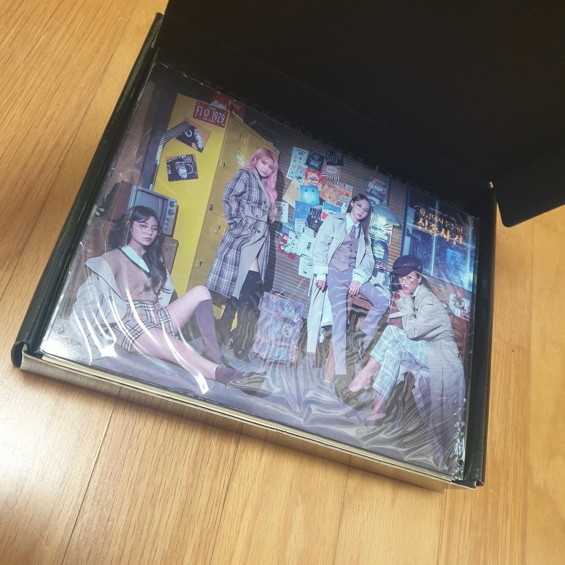 Mamamoo Official 2019 Seasons Greetings Special Box Calendar