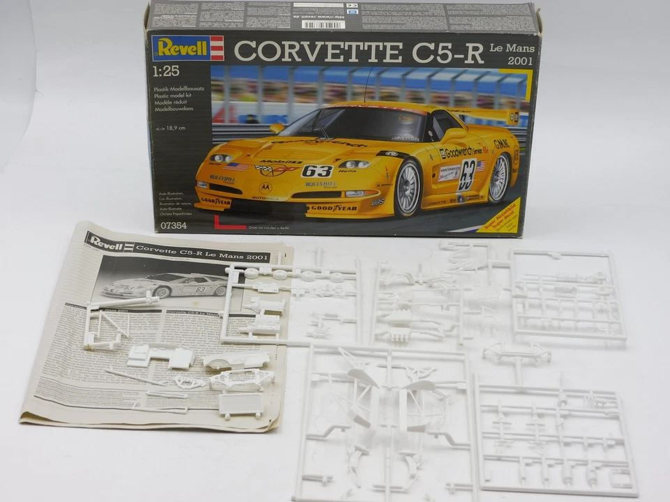 Revell Chevrolet Corvette CR-5 1/25 vintage plastic kit 07354 not complete box - Immagine 3 di 4