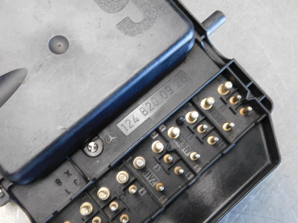 380SEL 420SEL 560SEL 560SEC SEAT CONTROL MODULE ECU 1248200926 REMANUFACTURED - Image 3 of 4