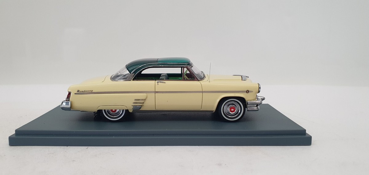 1/43 VERY RARE MERCURY MONTEREY SUN VALLEY 1954 NEO SCALE MODELS