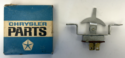 1965-1966 Chrysler Newport 300 Heater Blower Fan Control Switch 2497996 NOS - Picture 3 of 12