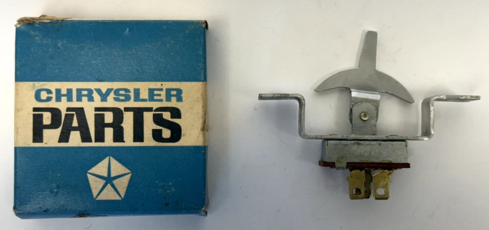 Interruptor de control del ventilador del ventilador del ventilador del ventilador del calentador Chrysler Newport 300 1965-1966 nuevo de stock Foto 3 de 4