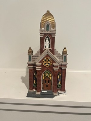 Department 56 Christmas in the City ''Holy Name Church'' #58875 Retired