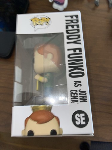 FUNKO POP! FREDDY FUNKO AS JOHN CENA LE3000 FUNDAYS 2025 ONLINE BOX OF FUN - Bild 2 von 7