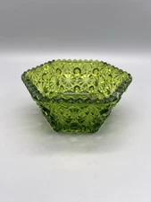 Vintage L.E. Smith Green Glass Daisy and Button Hexagon Shaped 5" Dish Bowl