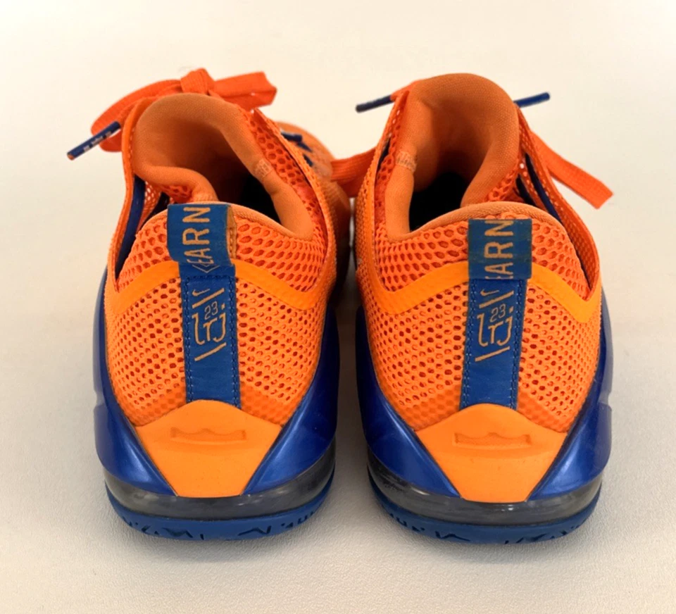 Классические туфли Nike Lebron 12 Low Cavs размер 7Y яркие цитрусовые и синие 744547-838 - Изображение 3 из 4