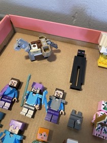 Lego Minecraft Bulk Minifigures Lot (25 Figs + 52 Set Manuals) Steve 21118 21117