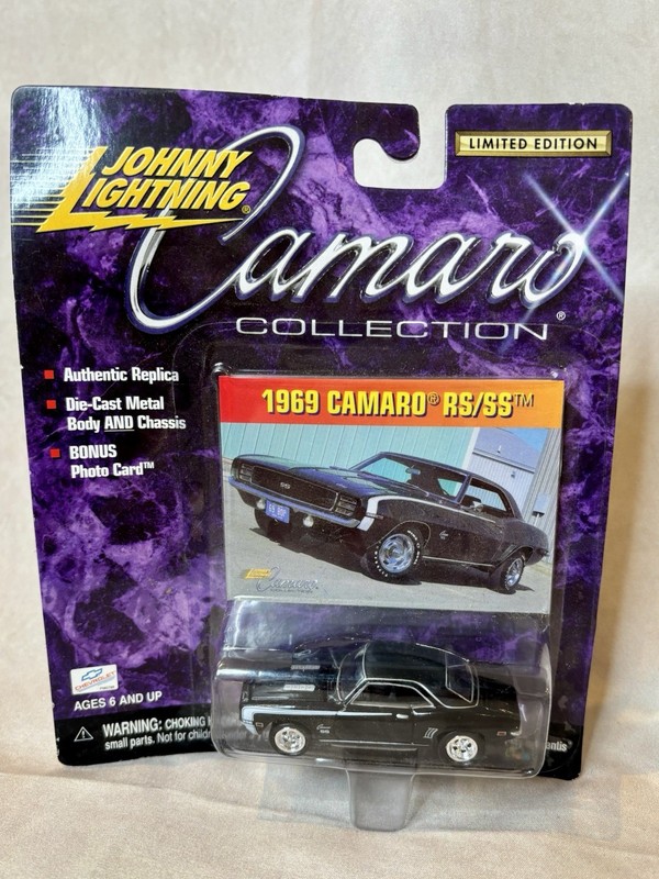 Johnny Lightning 1969 Camaro RS SS Camaro Collection 451-04 Limited NIP