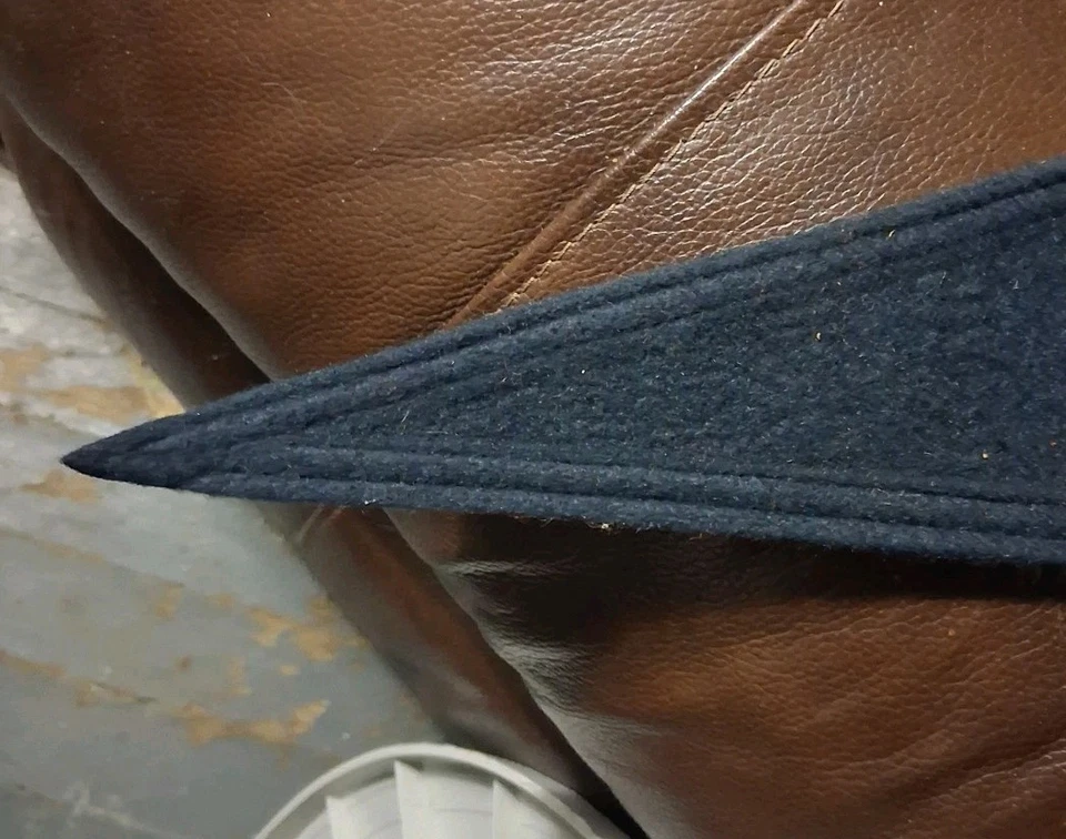 CHICAGO BEARS NFL Winning Streak Embroidered Throwback Wool Pennant - Image 3 of 4