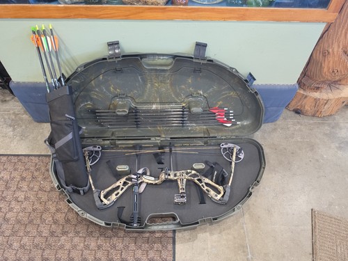 #5249 Used Diamond Edge SB-1 Kryptek Camo Right Handed Bow W/case, And Extras.